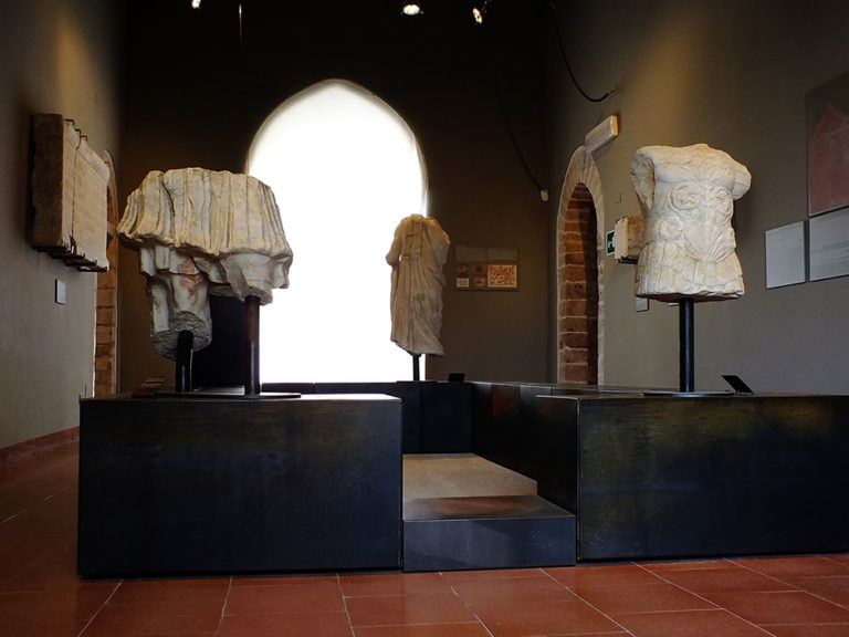 Museo_Archeologico_Sassoferrato_Busti