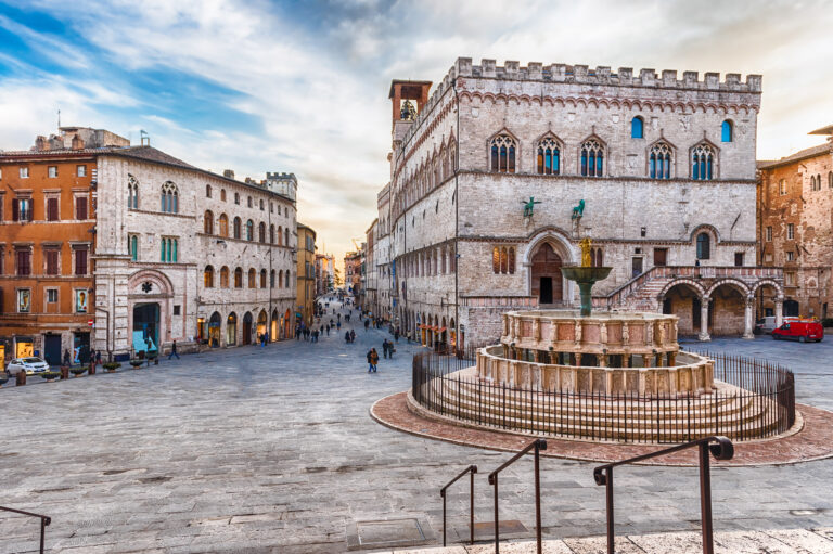 View of the scenic Piazza IV Novembre, main square and masterpiece of medieval architecture in Perugia, Italy